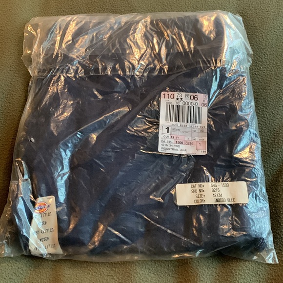 NWT Men’s Dickies utility jeans. Indigo blue. Size 42 x 34 - Picture 5 of 6
